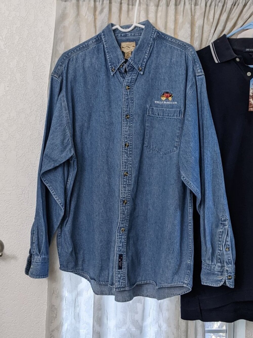Port and Company Denim Shirt Mens XL Wells Fargo Embroidered Workwear Casual
